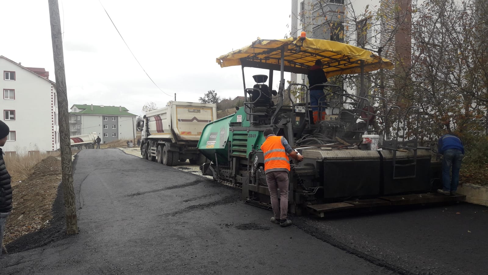 4.5	YILDA 55 KM. ASFALT ATILDI 15 KM K�L�T PARKE TA�I D��END�