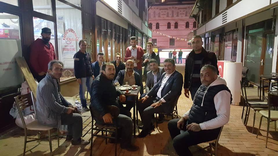 BA�KAN ALLAR HALKLA BERABER, HALKLA �� ��E