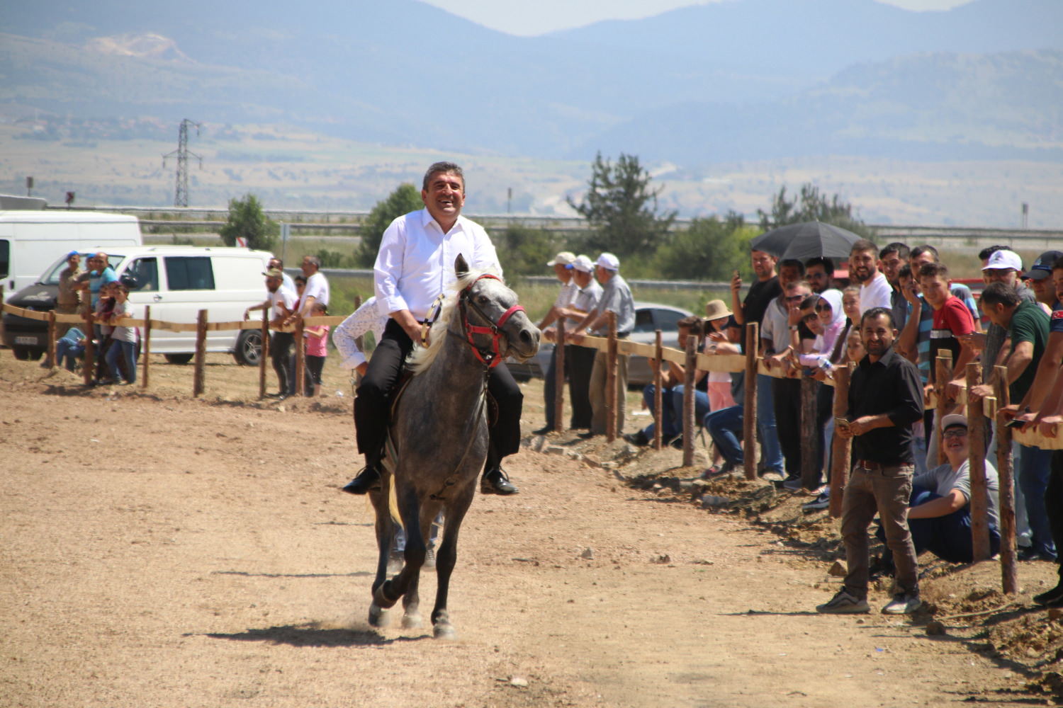 RAHVAN AT YARILARI LG GRD