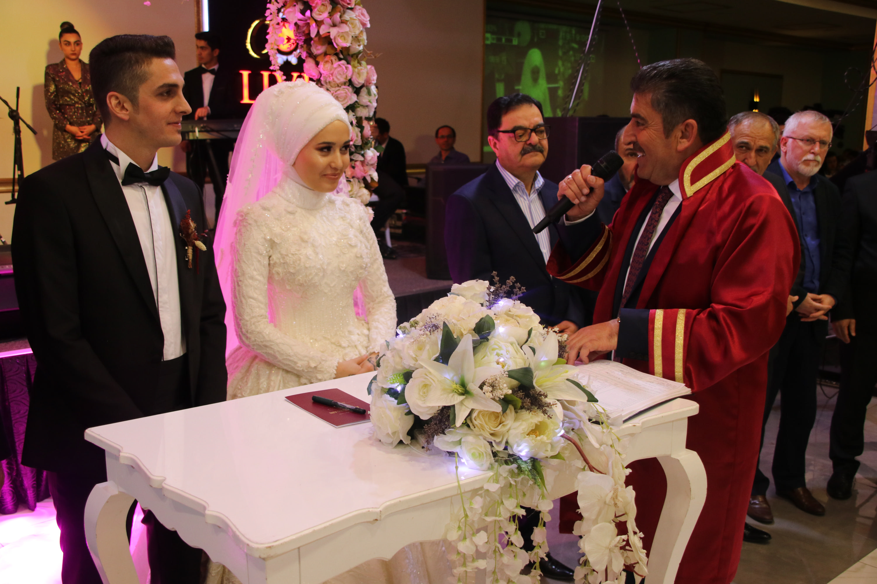 BELEDYE BAKANIMIZ MUSTAFA ALLARIN MUTLU GN
