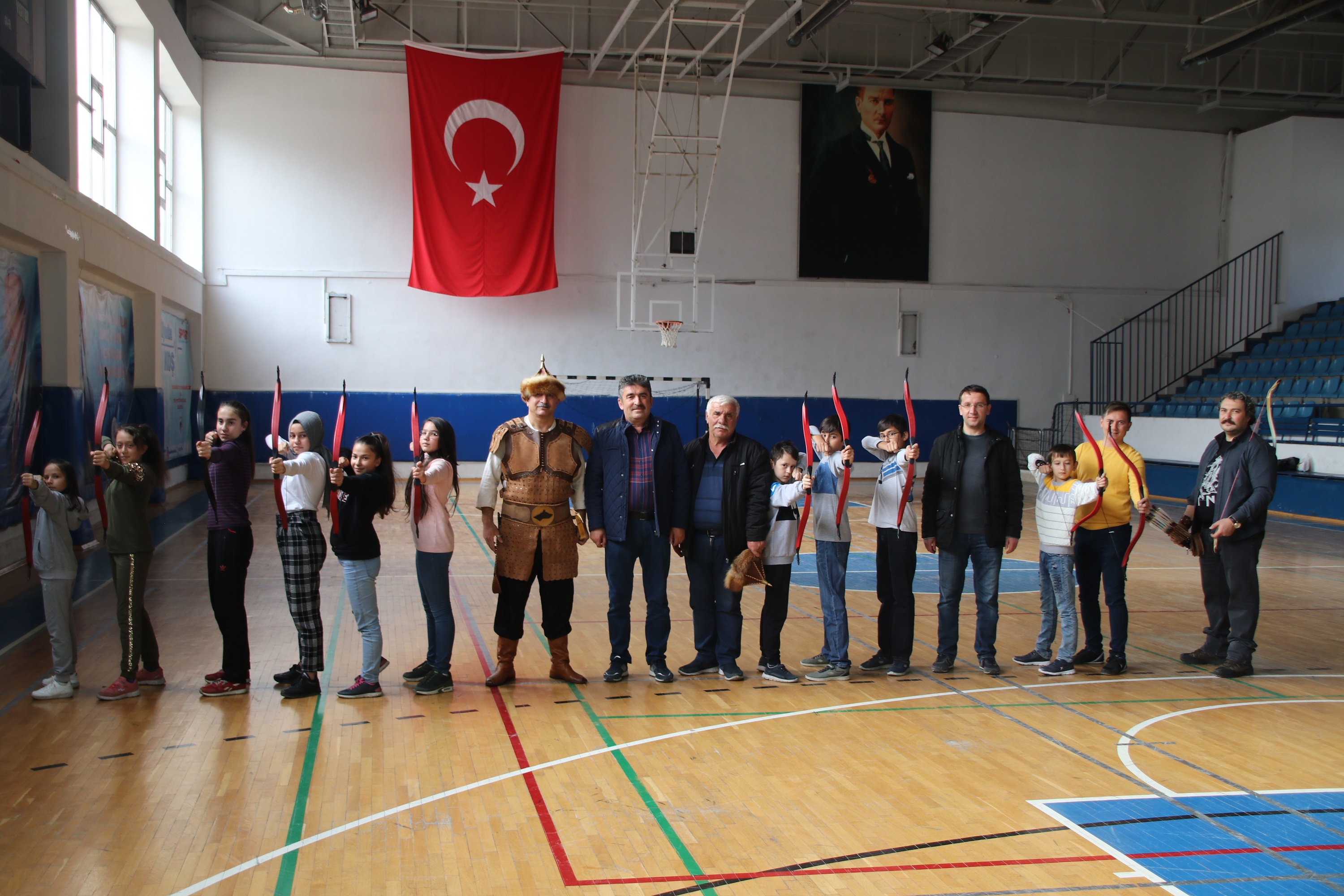       	GELENEKSEL TRK OKULUU KURSU BALADI