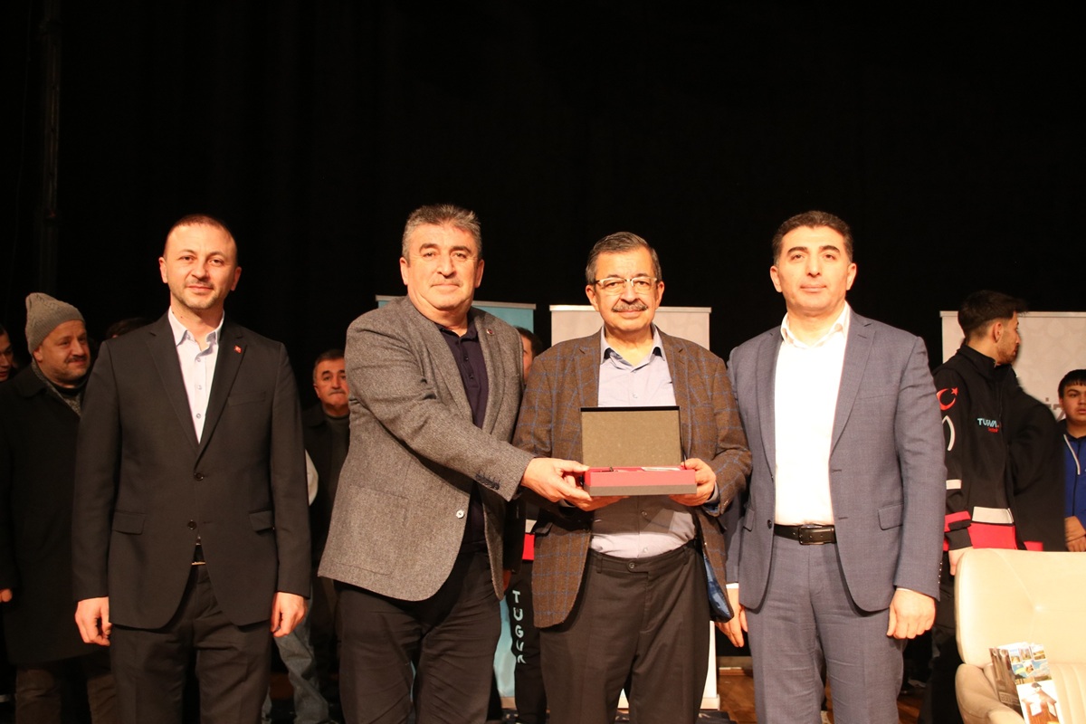 HAYAT� �NANǴIN "CAN VEREN PERVANELER" PROGRAMI YO�UN KATILIMLA GER�EKLE�T�