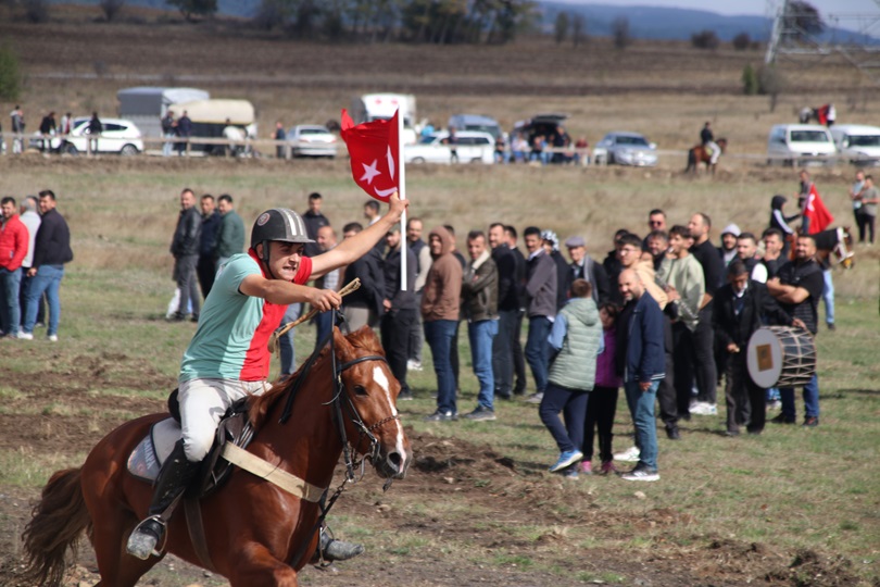 RAHVAN AT YARILARI 28 EYLLDE!