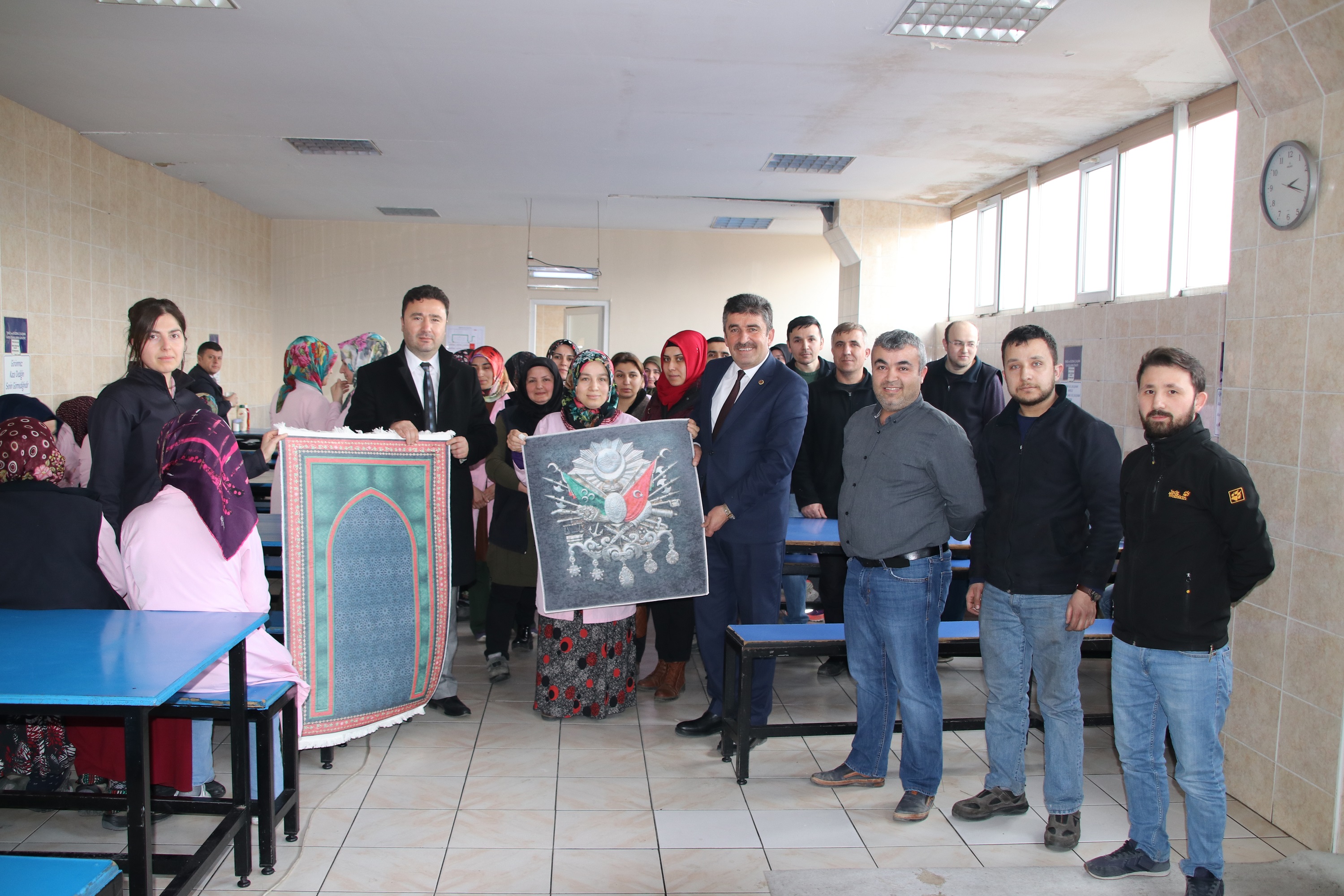 MUSTAFA ALLAR "HER FKR BZM N DEERLDR"