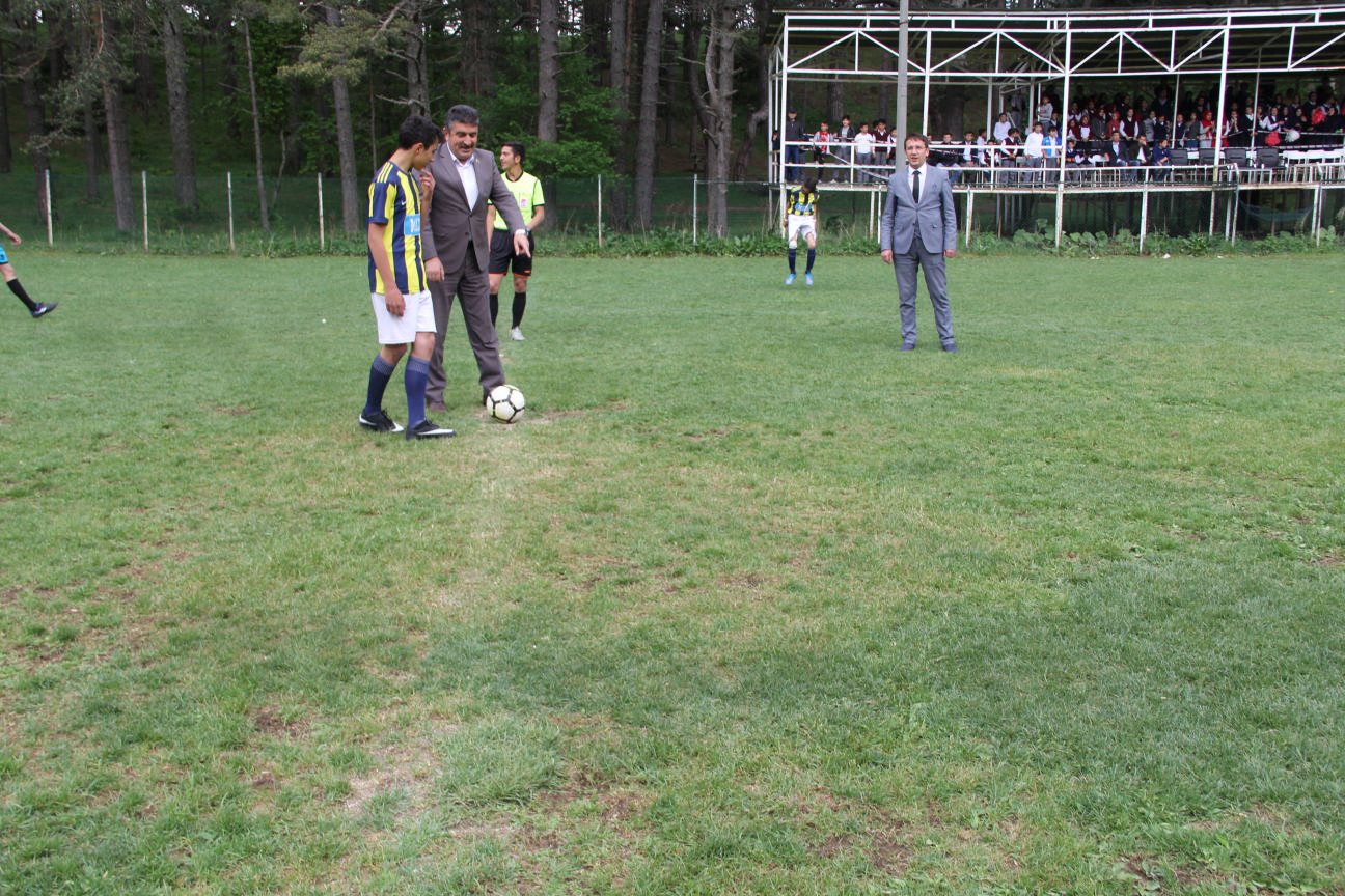 EFSANE TURNUVA BALIYOR
