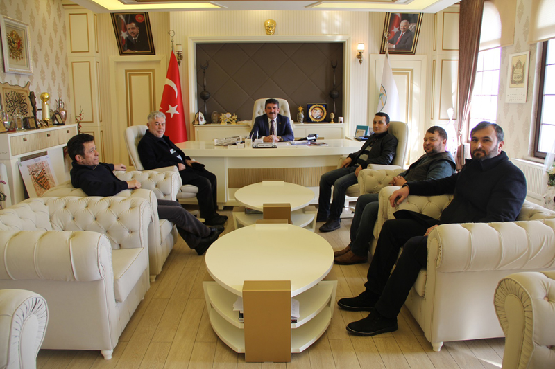 KEMERC�LER KOOPERAT�F� �YELER� BELED�YEDE BULU�TU